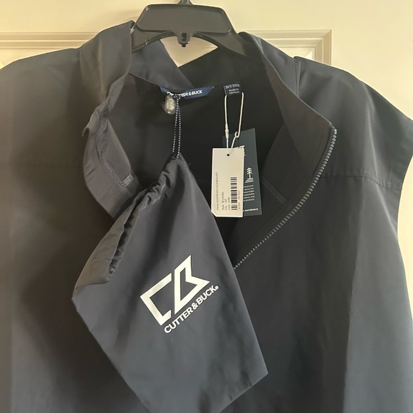 Cutter & Buck Men's Black Vest - Picture 2 of 4